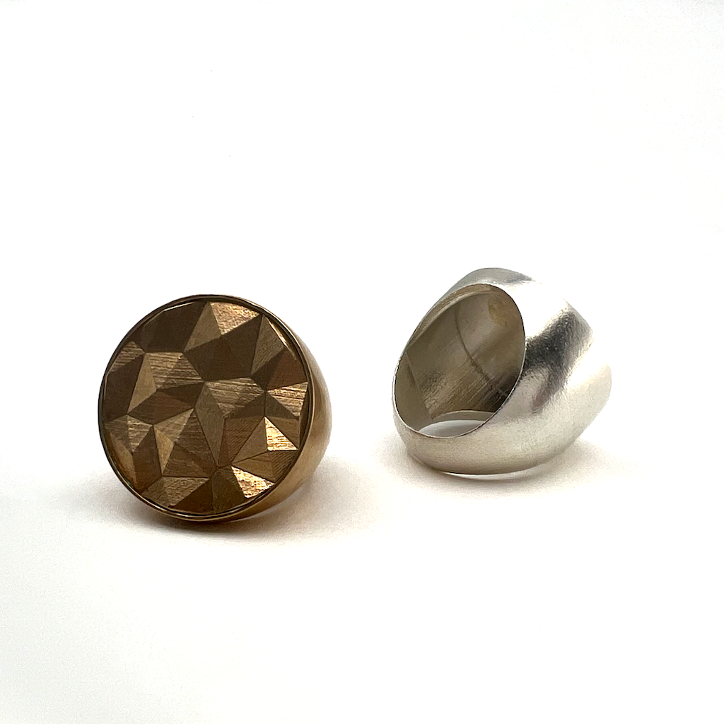 Voronoi Peaks Signet Ring - Bronze Erika Novak