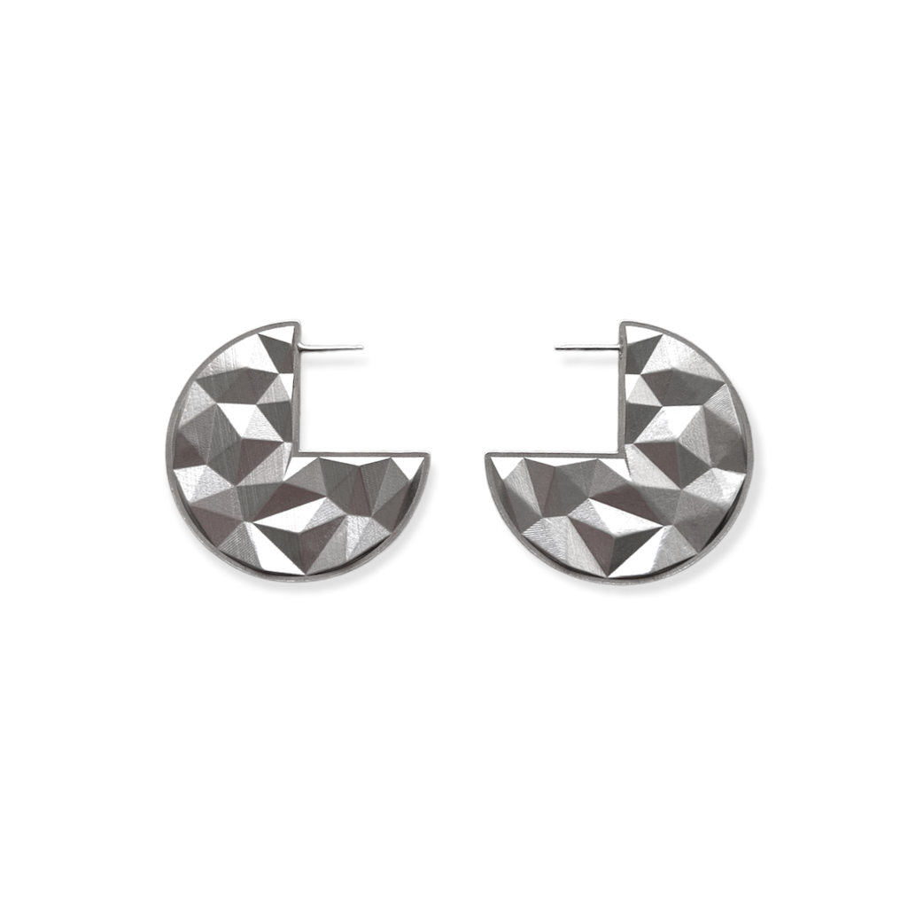 Voronoi Peaks Three Quarter Moon Hoops Erika Novak