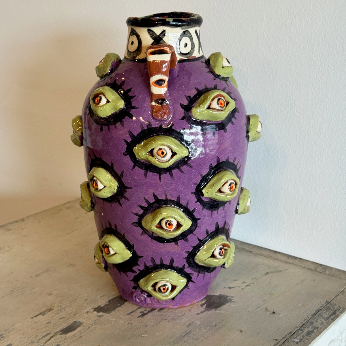 Eyeball Jug Carl Block