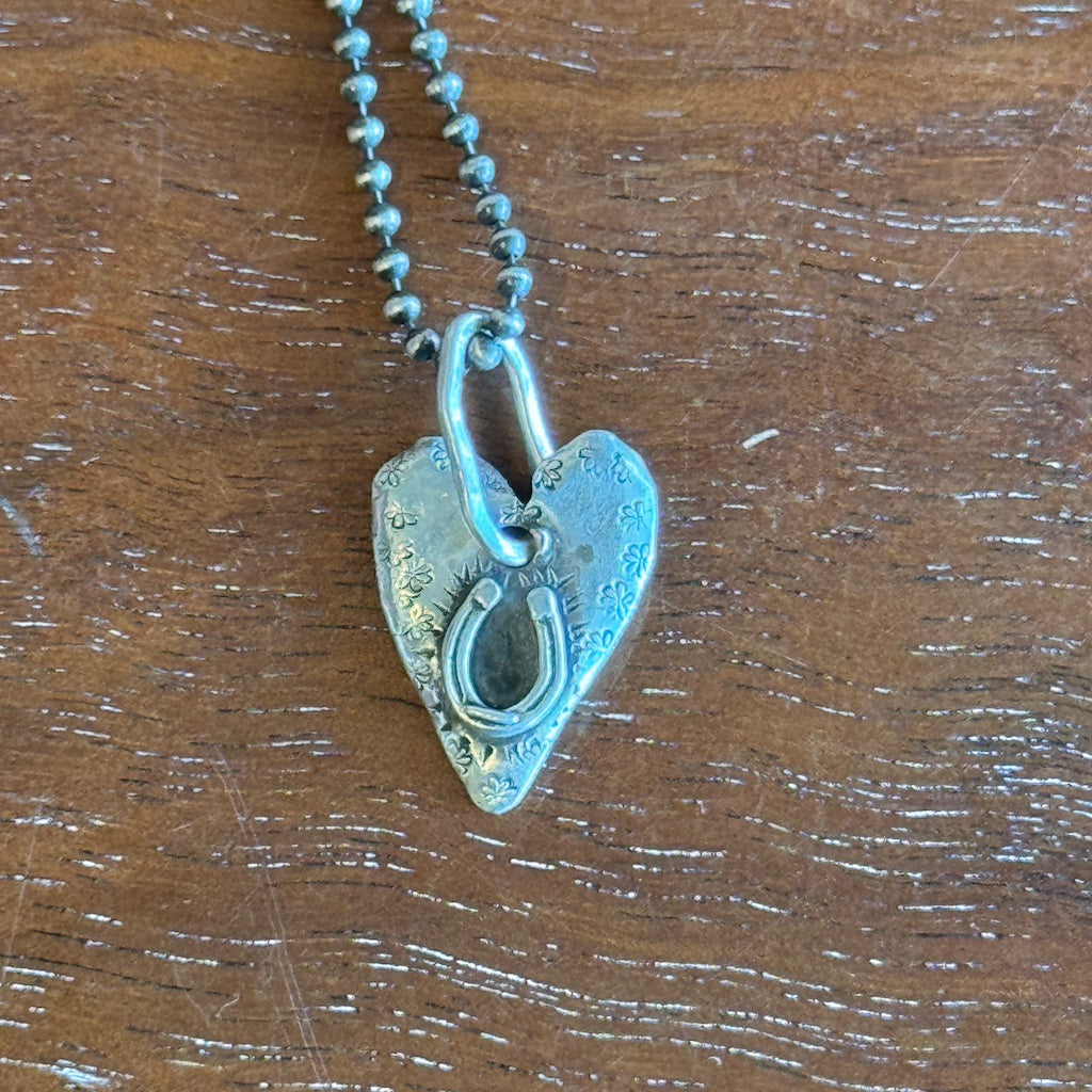 Heart w/ Horseshoe – Necklace Margaret Sullivan